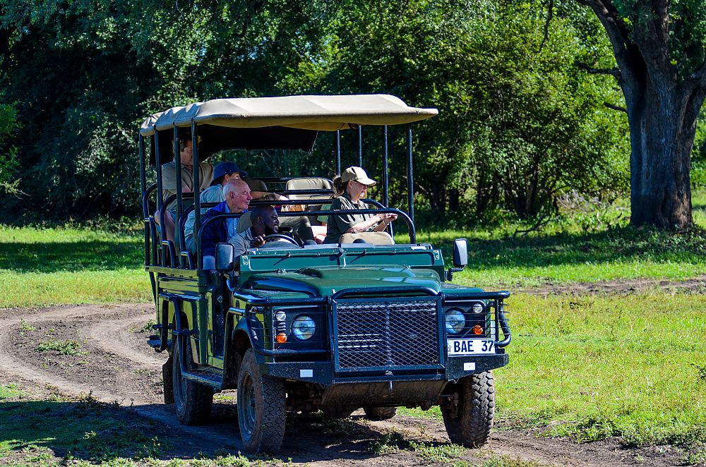 Game Vehicle on the Road
