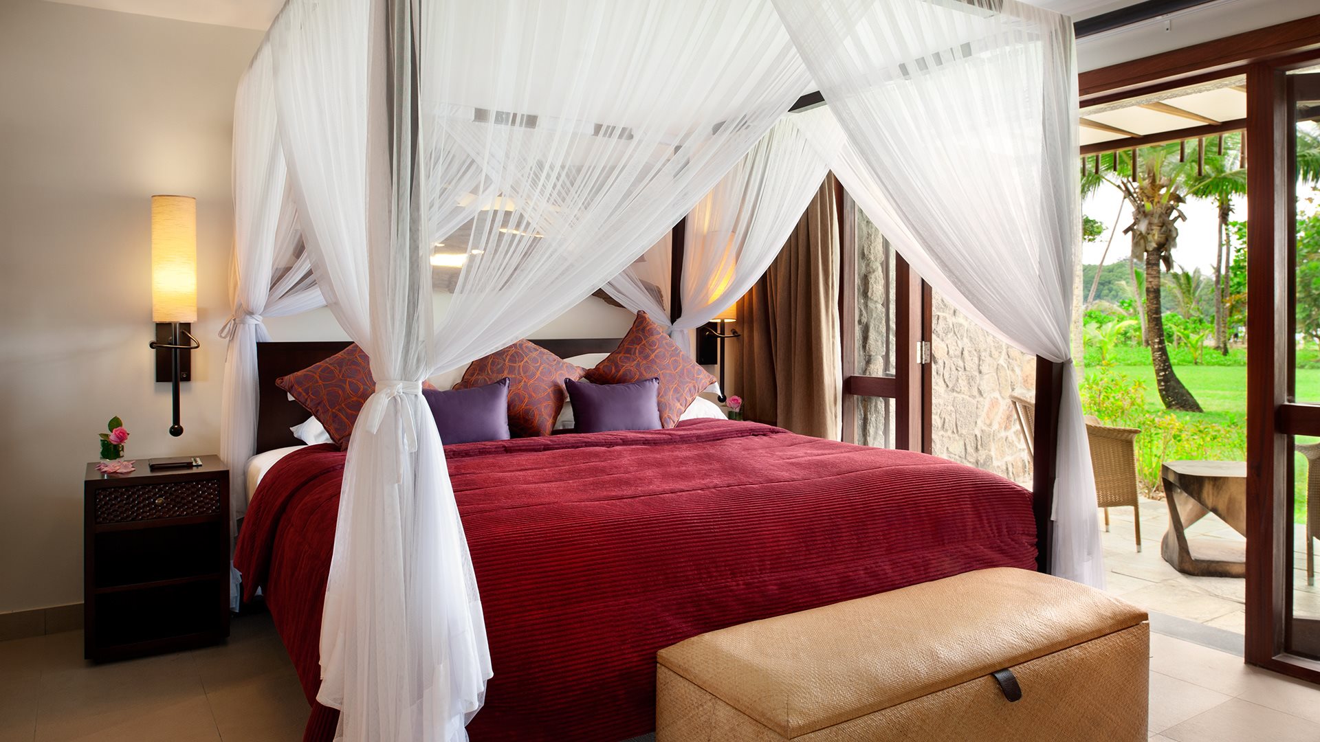 one bedroom beach side suite