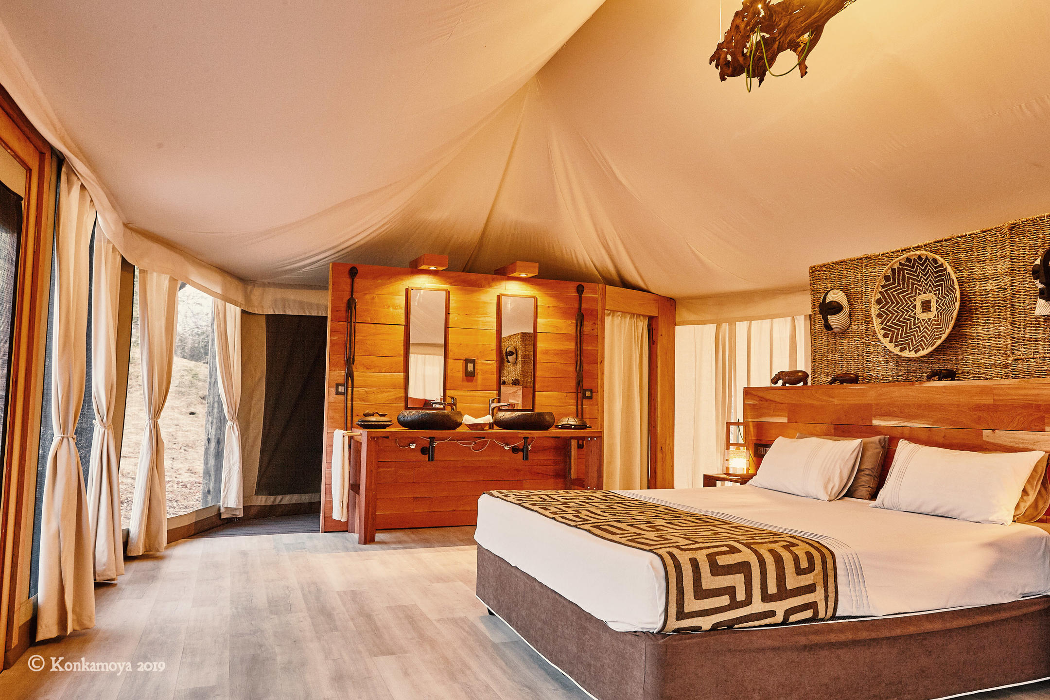 Tent Room