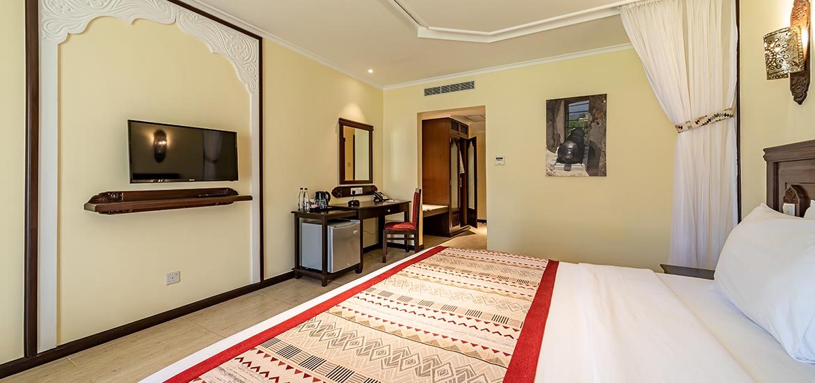 Room at PrideInn Paradise