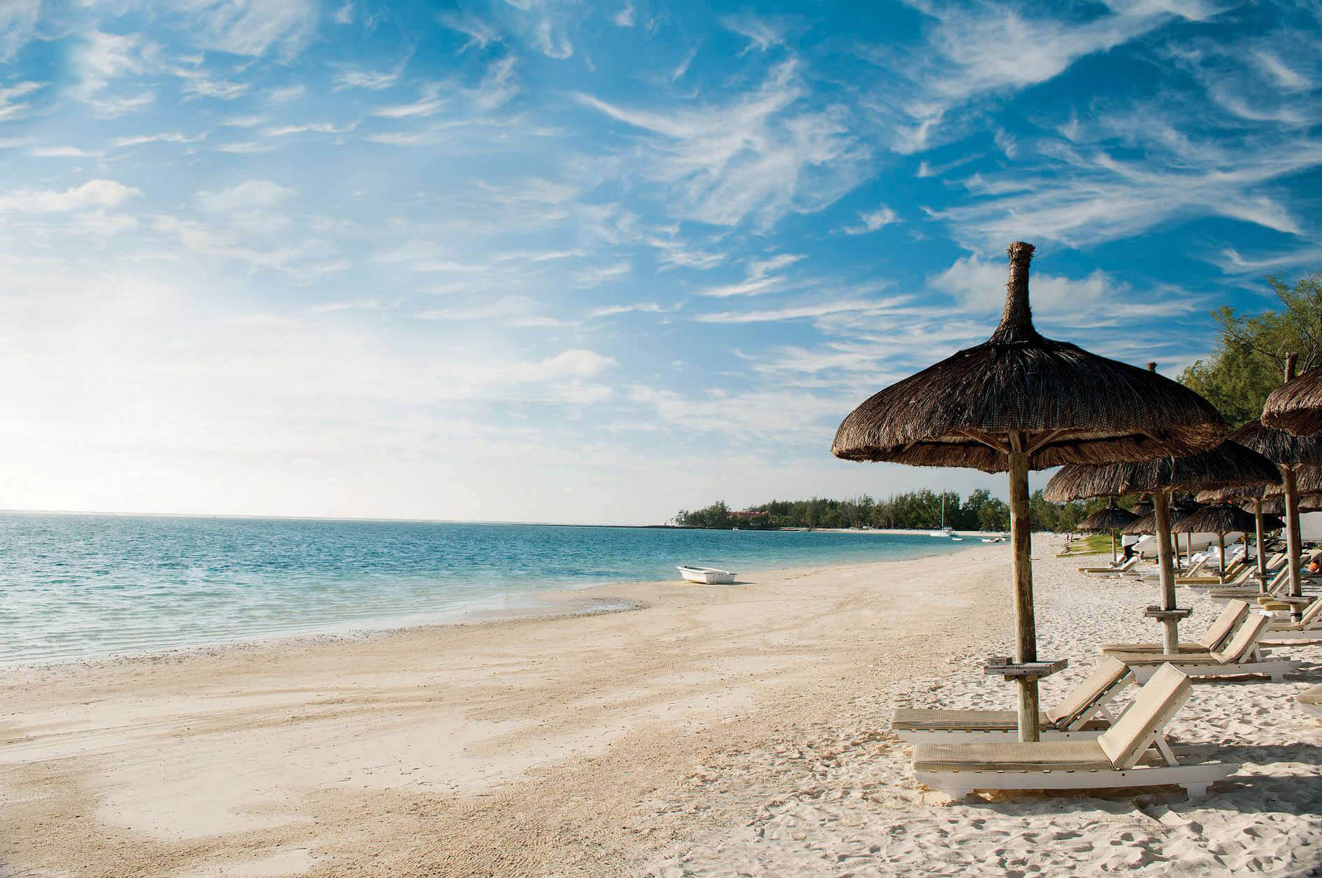 Long white sandy beach 1