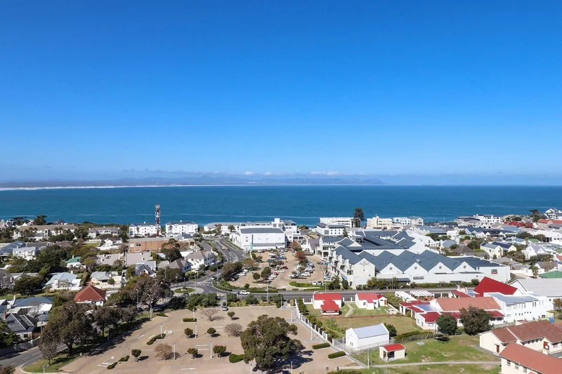 Whale Coast Hotel