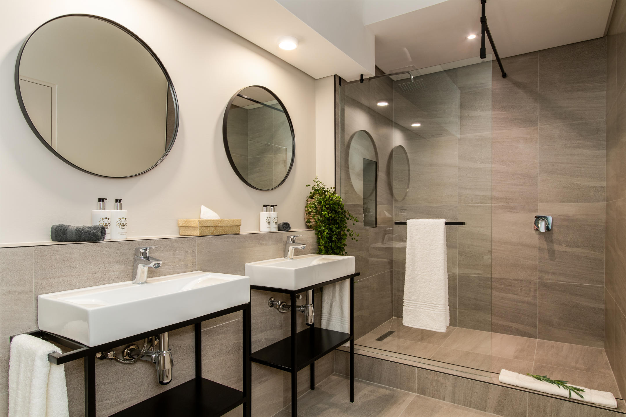 Kloof Street Hotel Luxury Suite Bathroom Cape Town