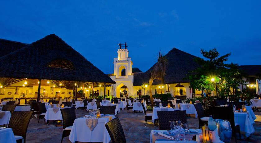 Restaurant Night