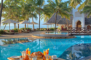 Sultan Sands pool area