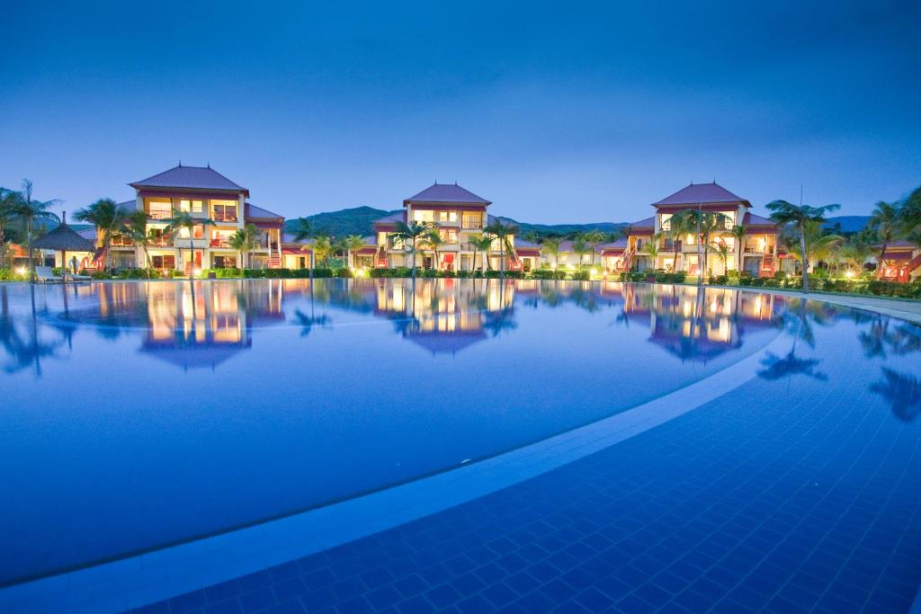 Tamassa Bel Ombre  Poolside